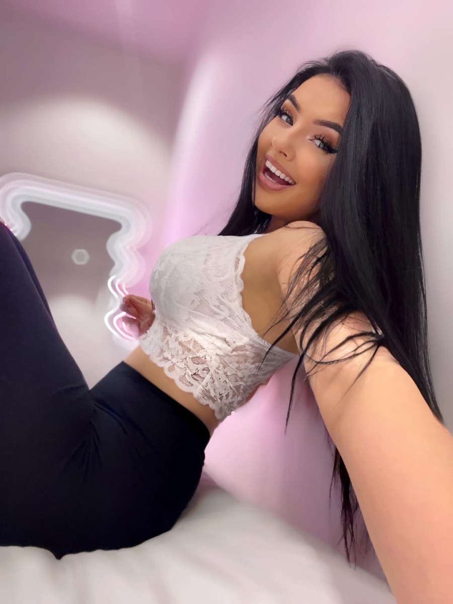 Sexy 😛🥰😍